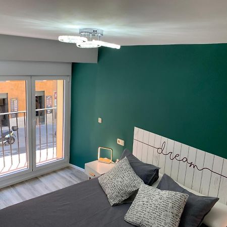 Madrid Villa Suites Aquamarina Екстериор снимка