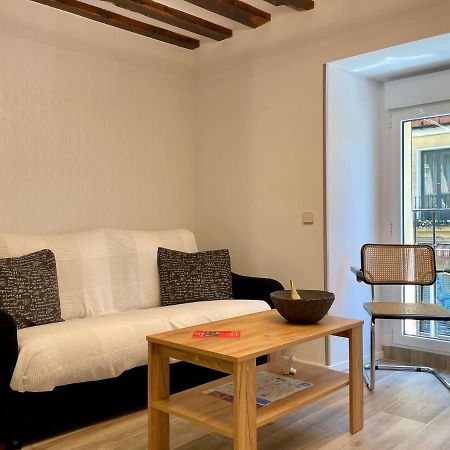Madrid Villa Suites Aquamarina Екстериор снимка