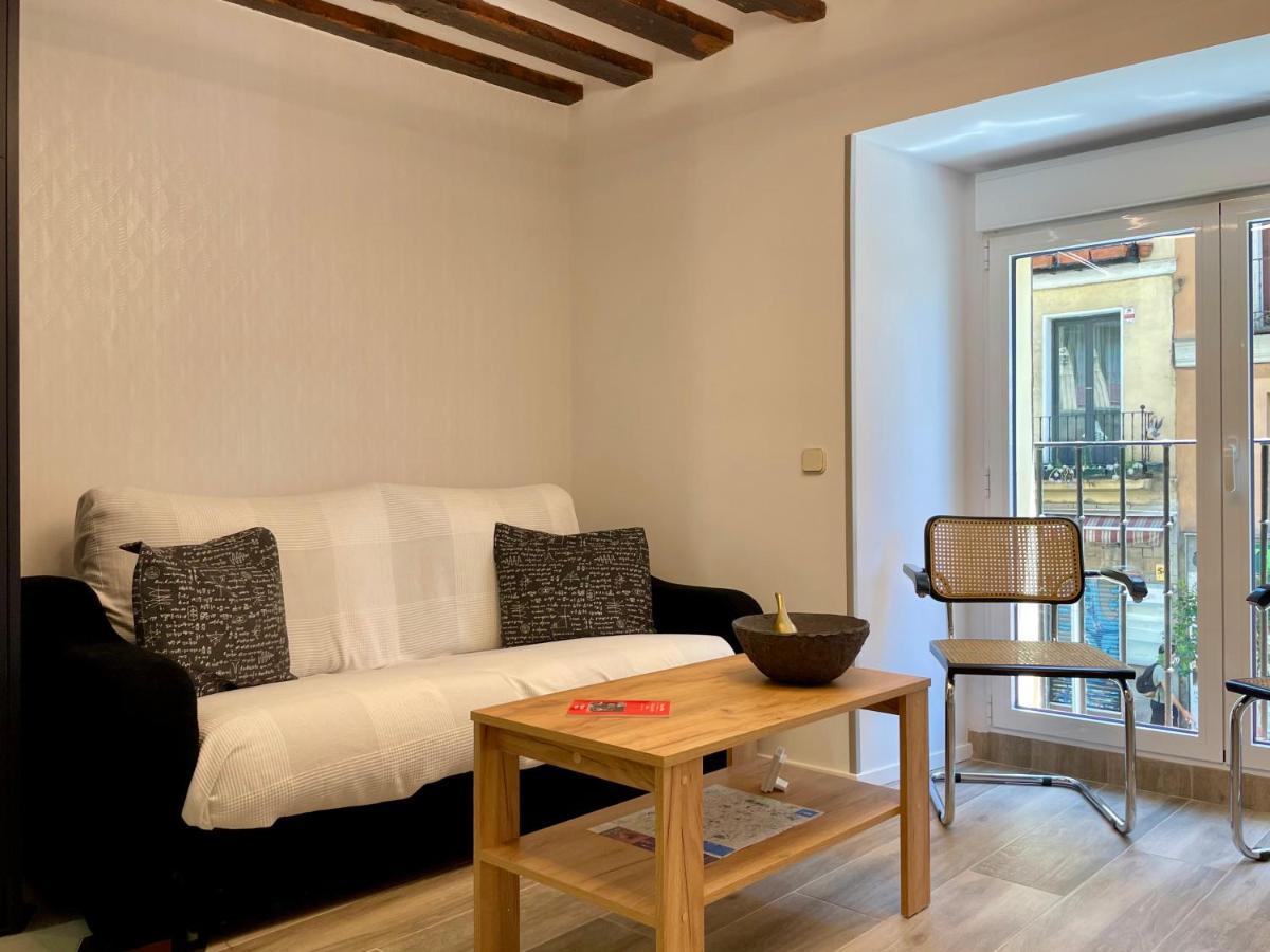 Madrid Villa Suites Aquamarina Екстериор снимка
